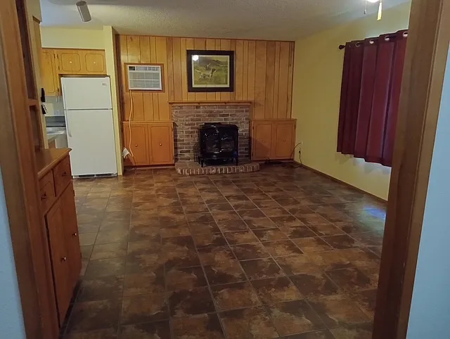 2 bed, 1440 sqft, $1,750 — Photo 2