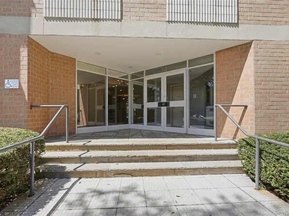 14 Nosband Avenue #3K, White Plains, NY 10605