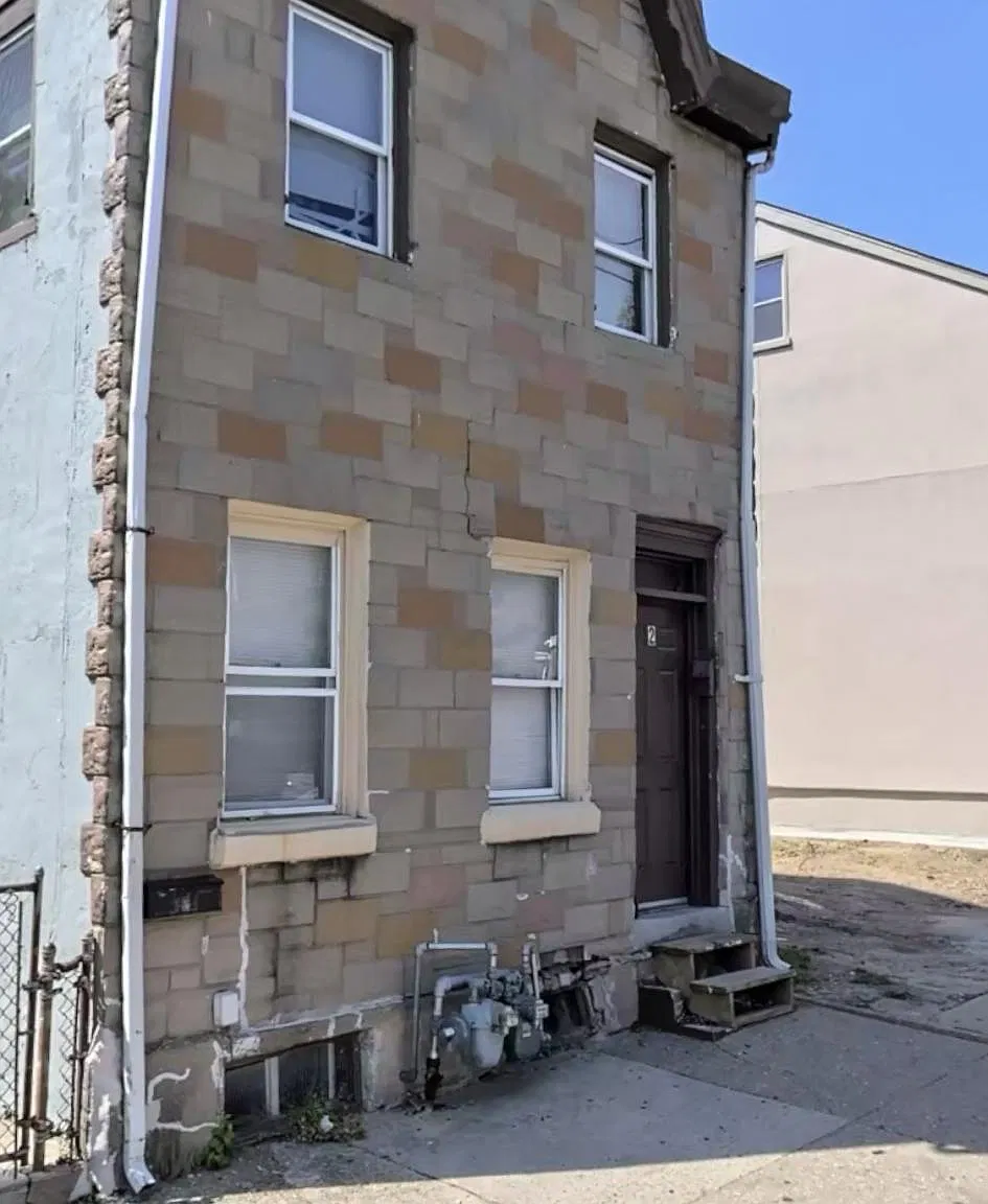 533 Arch St — Photo 1