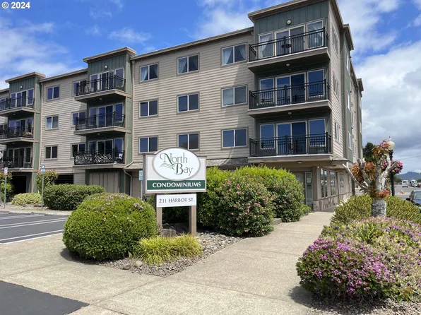 211 Harbor St APT 31, Florence, OR 97439