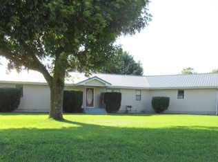 213 S Jefferson St, Walnut Grove, MO 65770