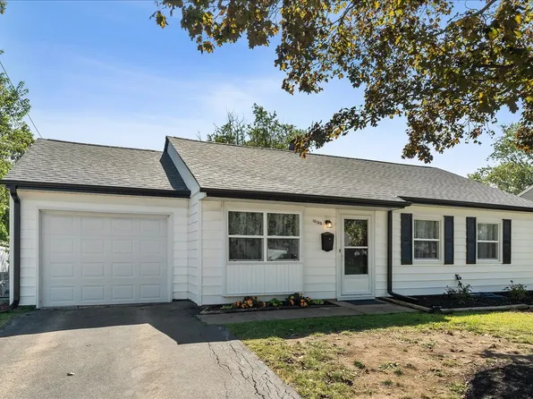 10155 Hibiscus Dr, Orland Park, IL 60462