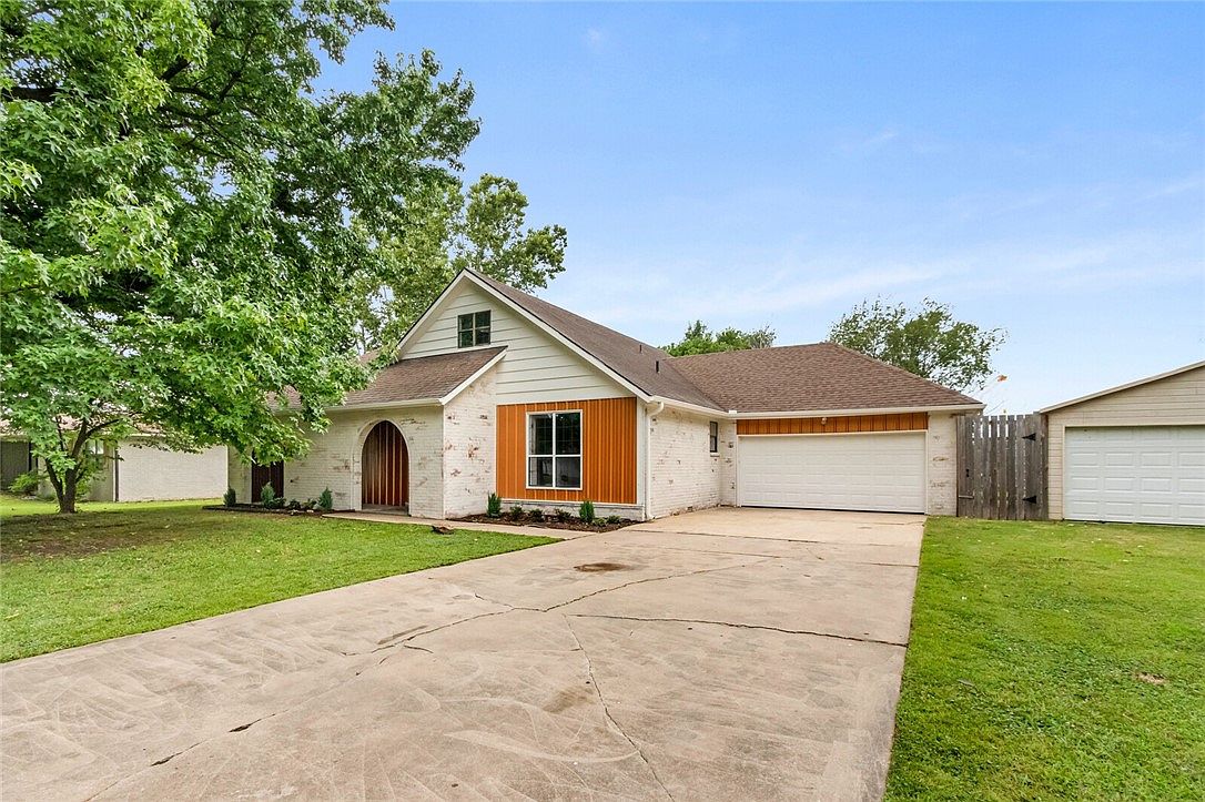 522 Oakwood St, Lowell, AR 72745 MLS 1251248 Zillow