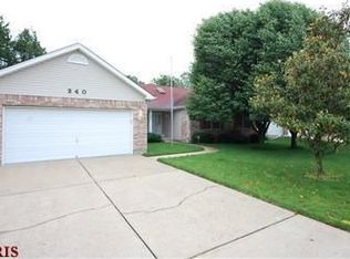 240 Harbour Pointe Dr, Grover, MO 63040