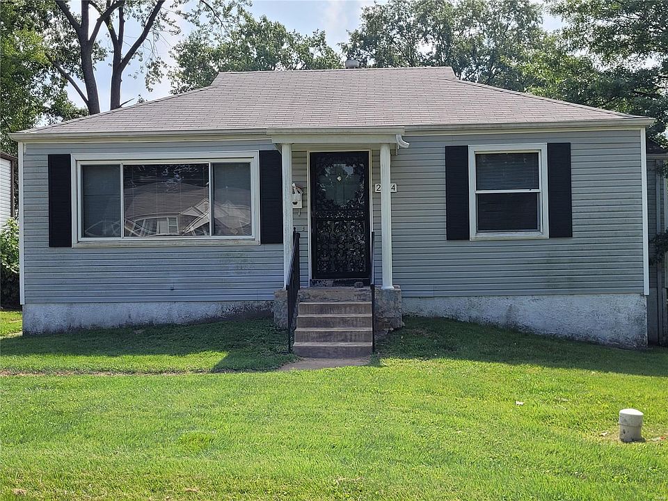 1st image of 2004 Bainbridge Dr