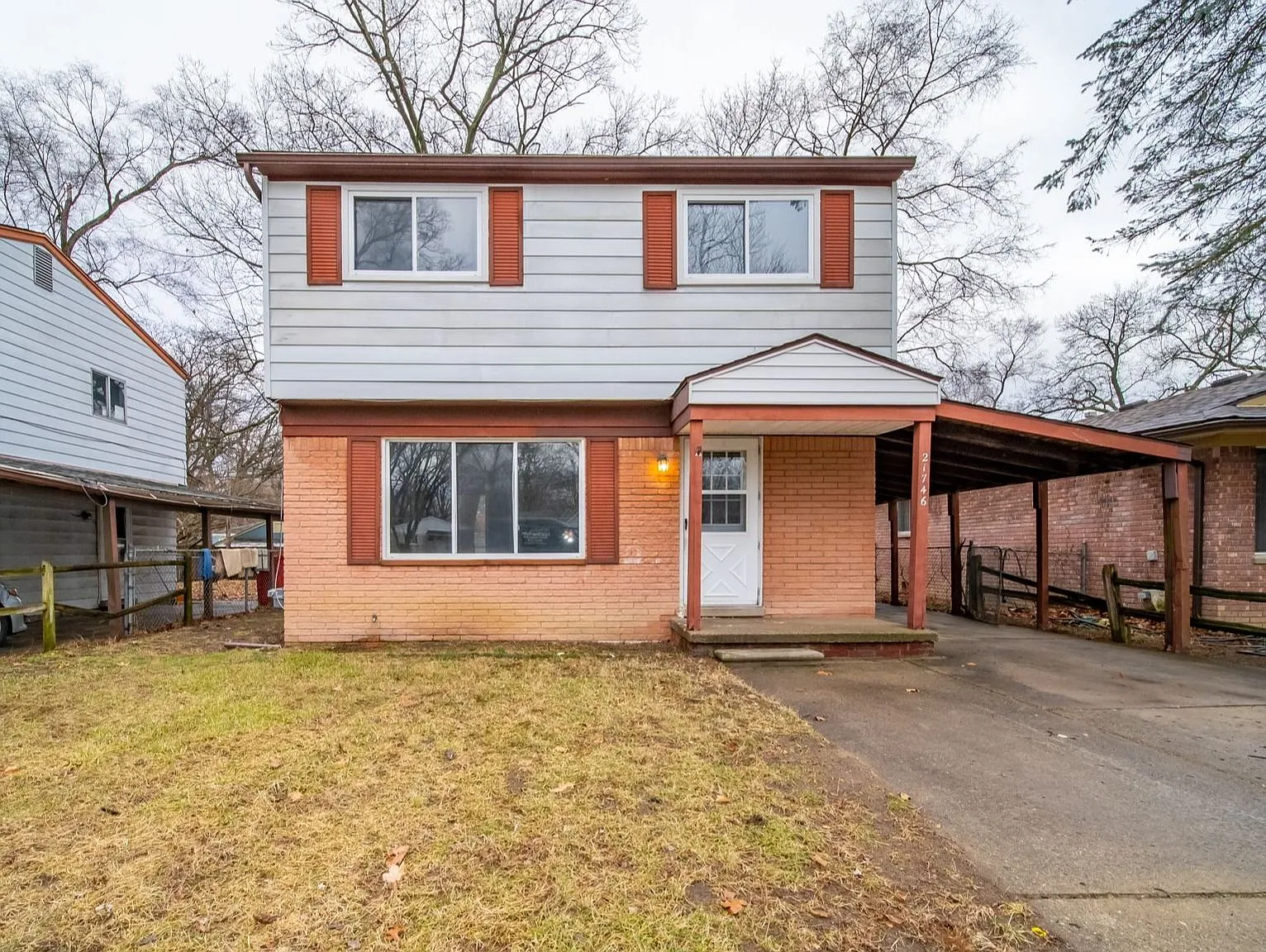 21746 Negaunee St photo 1