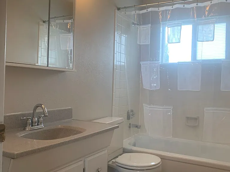 224 Bent Ave — Photo 6