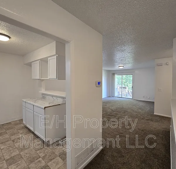 8728 E Arthur Cir — Photo 3