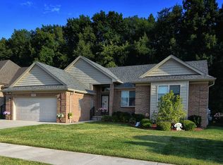 45654 Lookout Dr, Macomb, MI 48044