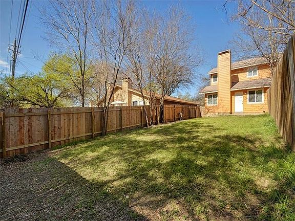 2nd image of 2413 Burleson Ct APT B