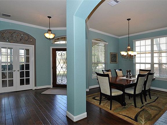 4th image of 6 Aquamarine Pl
