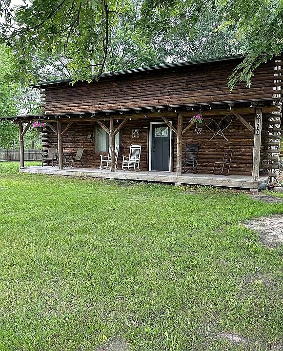 1st image of 2177 W Isabella Rd