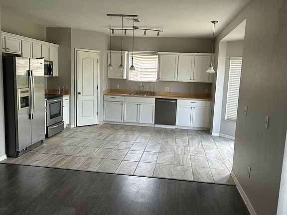 5th image of 8144 Canterbury Lake Blvd