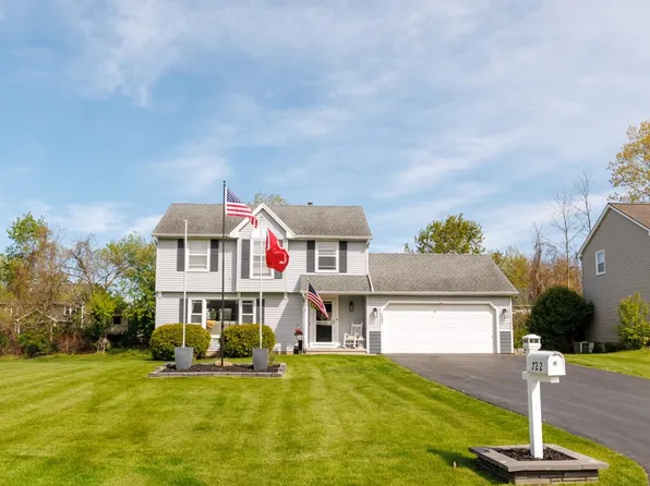 722 Brookeville Dr, Webster, NY 14580