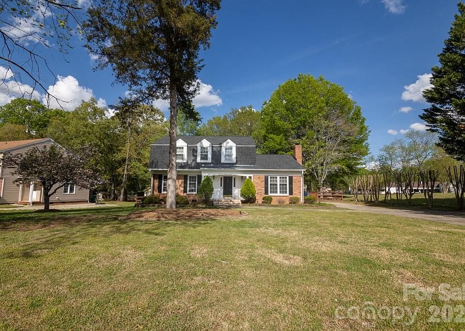 1st image of 2232 Lawton Bluff Rd