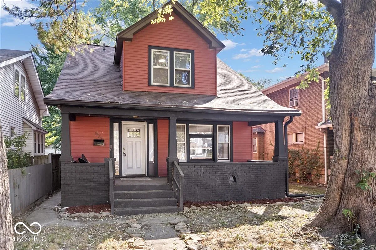 527 N Denny St photo 1