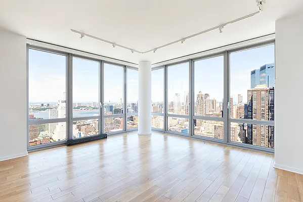 Rented by Compass | media 39