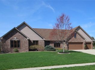 1844 Water Oak Ct, Avon, IN 46123