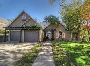 7033 S Louisville Ave, Tulsa, OK 74136