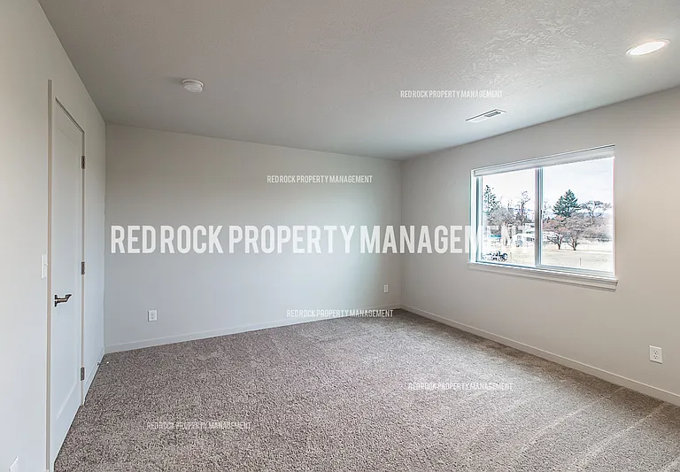201 S Woodlawn Ln — Photo 19