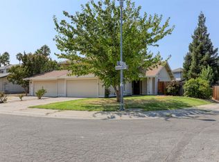 6055 Ogden Nash Way, Sacramento, CA 95842