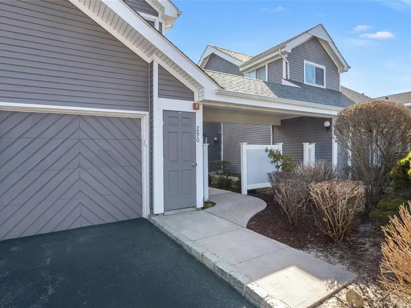 290 W Midland Pond Court #290, Moriches, NY 11955