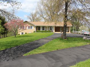 65 Four Springs Ln, Amissville, VA 20106