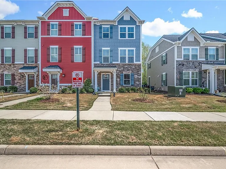 7537 Luminary Dr — Photo 1