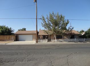 15274 W A St, Kerman, CA 93630