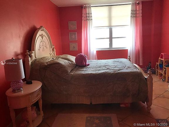 5th image of 2750 NE 183rd St APT 1501