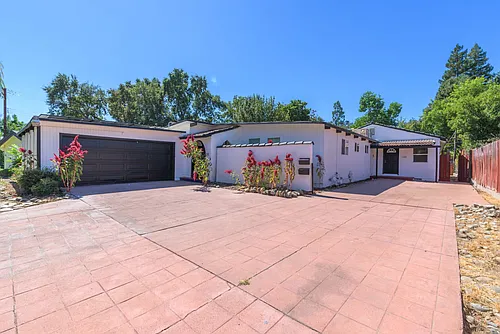 3307 Eastern Ave #A Photo 1