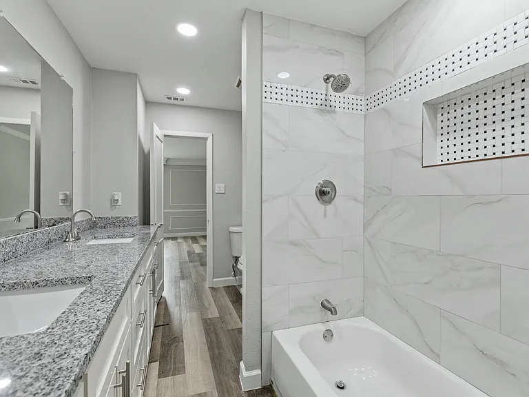 1732 Sheffield Pl — Photo 17