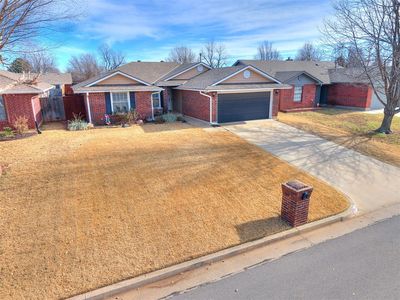 112 Woodgate Dr, Yukon, OK, 73099