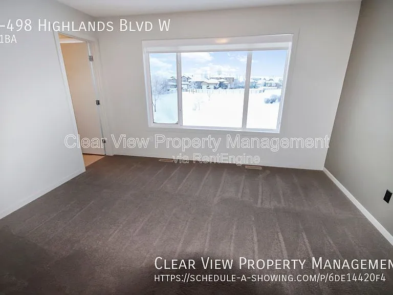 498 Highlands Blvd W #2 — Photo 4