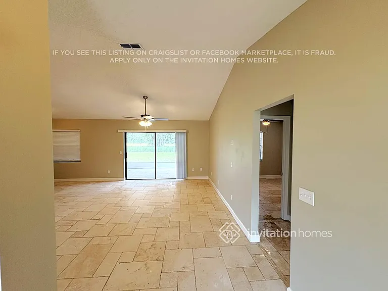 1617 Carter Oaks Dr — Photo 3