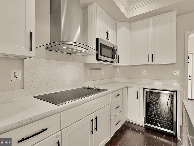 1609 Levis St NE — Photo 22