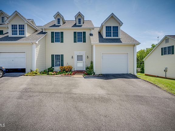 2nd image of 840 Barclay Dr #0