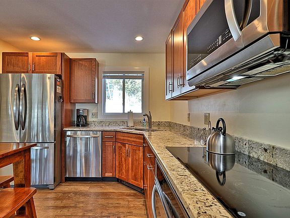 5th image of 10 Rimrock Road #5B