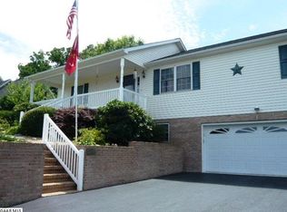 78 Fall Ridge Dr, Stuarts Draft, VA 24477