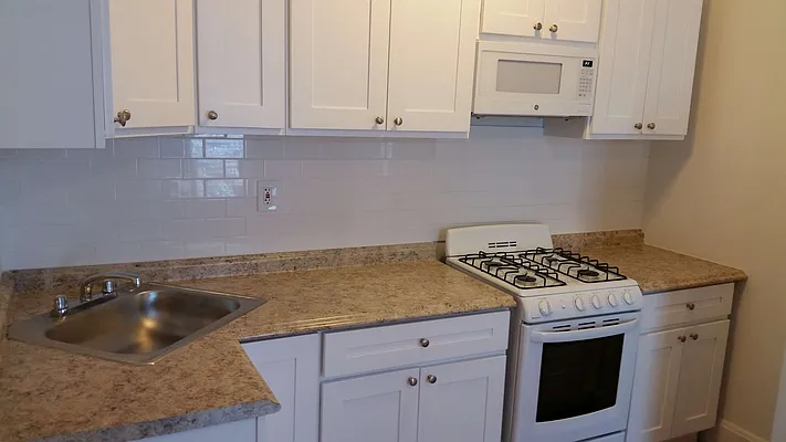 Rented by Max & Associates Realty Corp | media 1