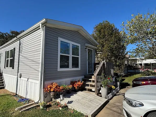 519 Johns Creek St, Clinton, TN 37716