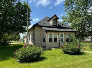 918 Elm Ave, Norwalk, IA 50211