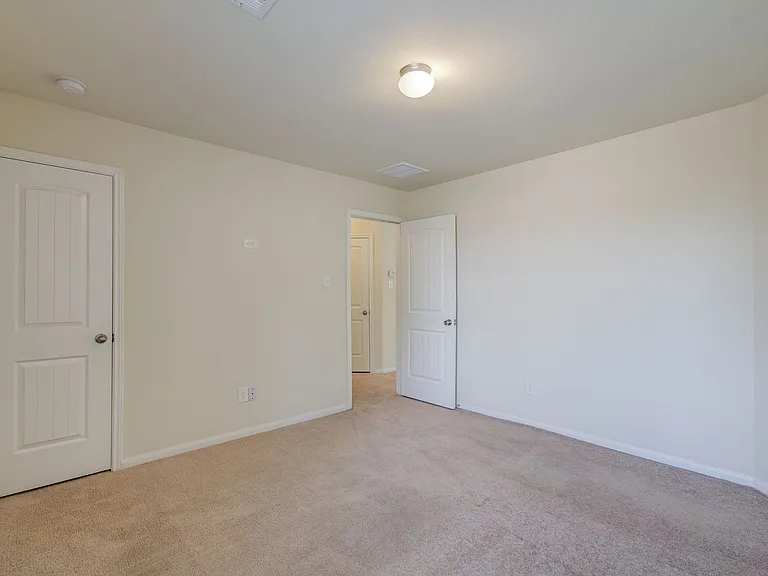 10410 Solitude Way — Photo 42