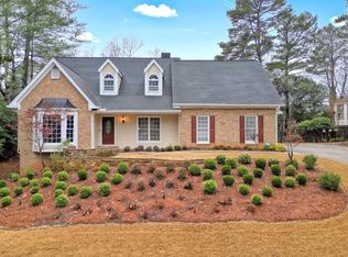 205 Carriage Way Ln, Roswell, GA 30076