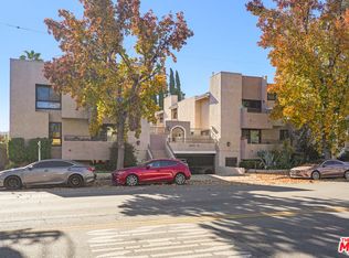 14634 Magnolia Blvd #7, Sherman Oaks, CA 91403