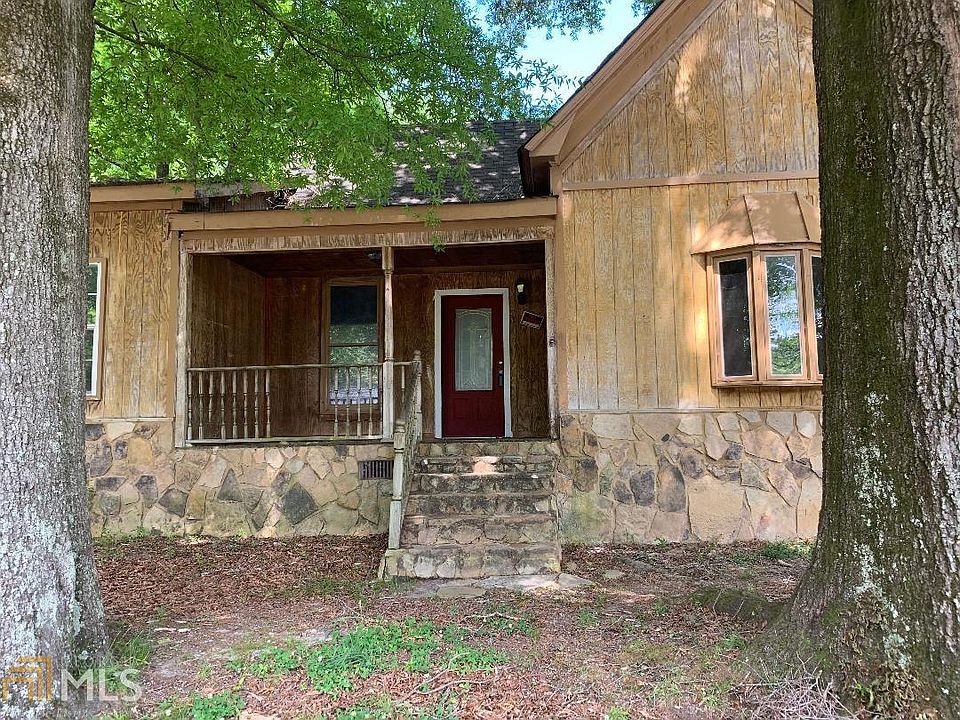 1st image of 230 Houseal St