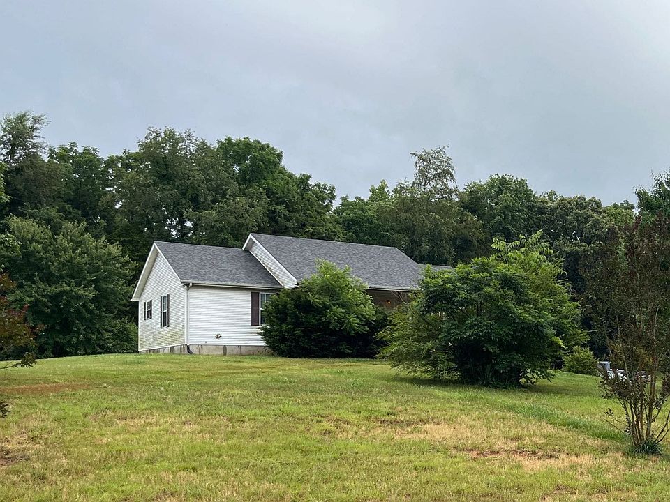 2nd image of 455 Woosley Dr