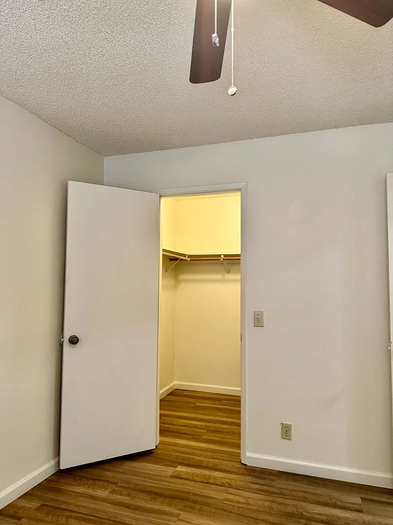 952 Kovak Ct — Photo 4