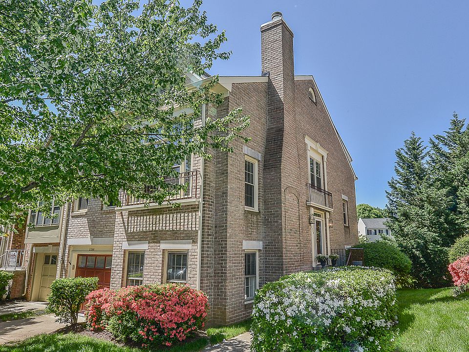 1st image of 2200 Kings Garden Way