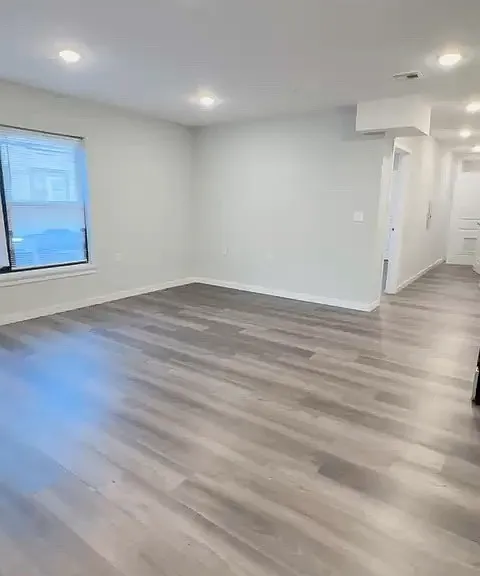 51 Carroll St #2 — Photo 8